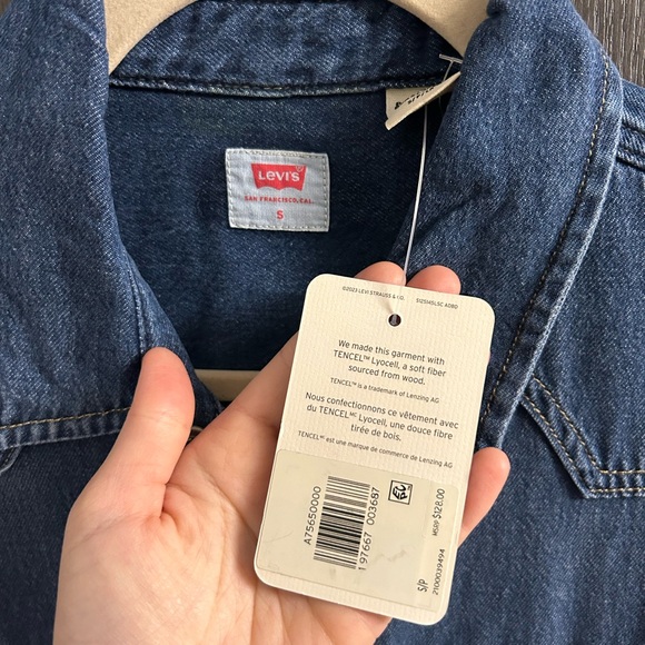 Levi’s denim dress - Picture 4 of 4
